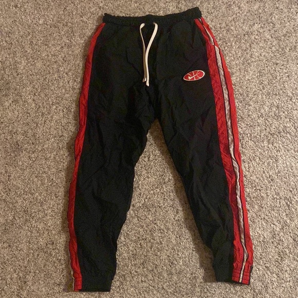 Men’s Nike Track Pants - Picture 2 of 3
